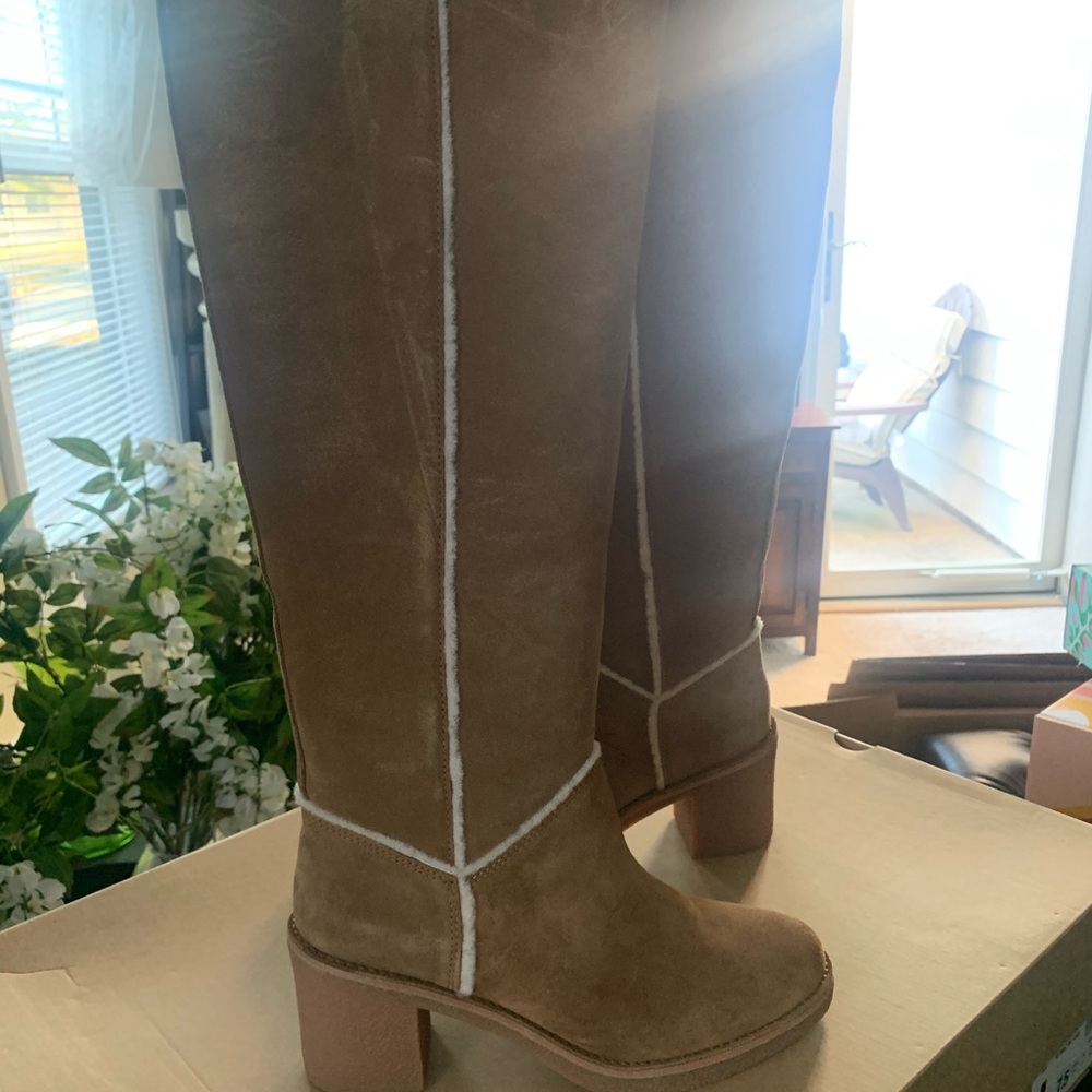 Brand New UGG Kasen Tall Boots